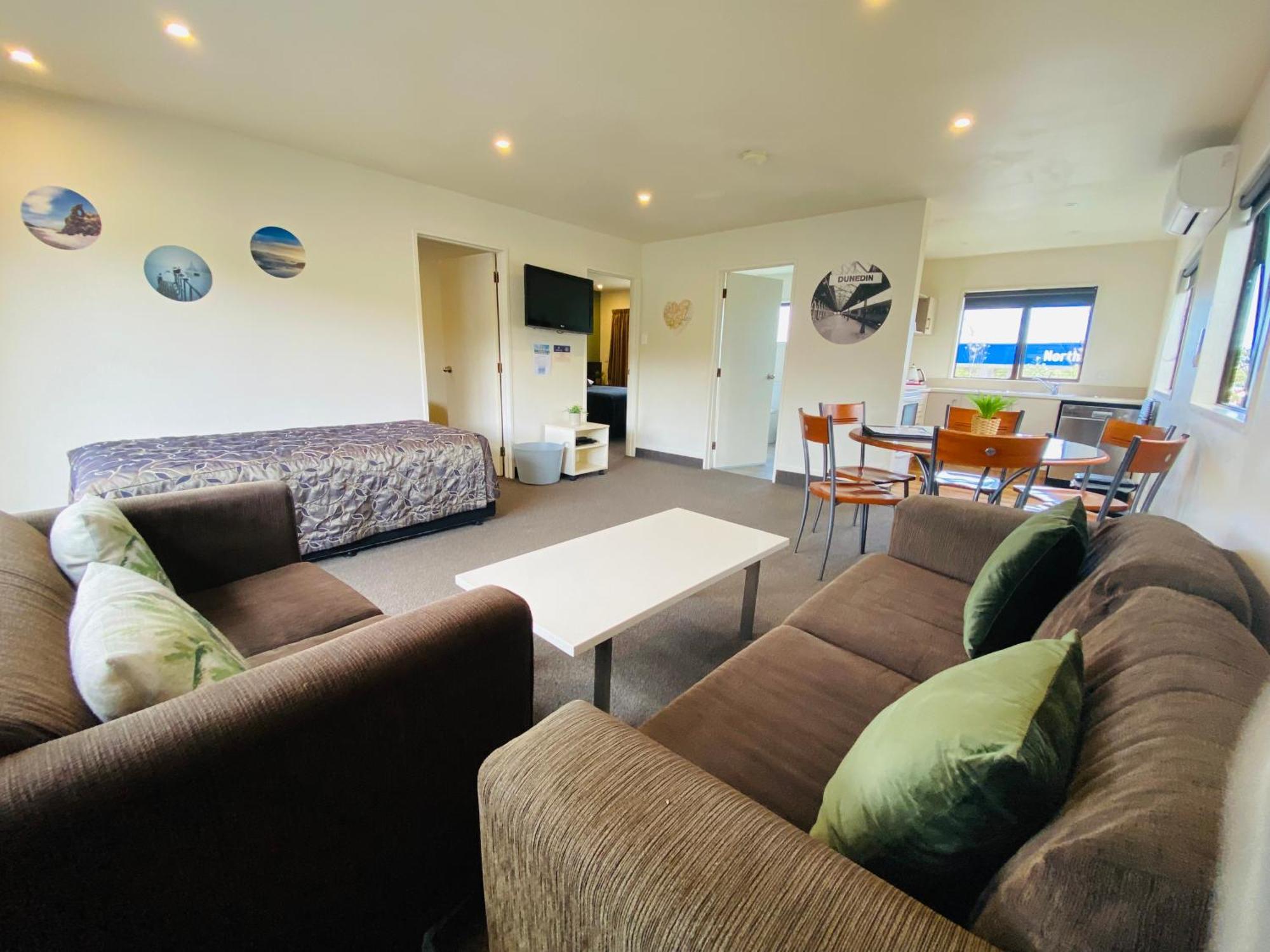 Commodore Motel Dunedin Exteriér fotografie